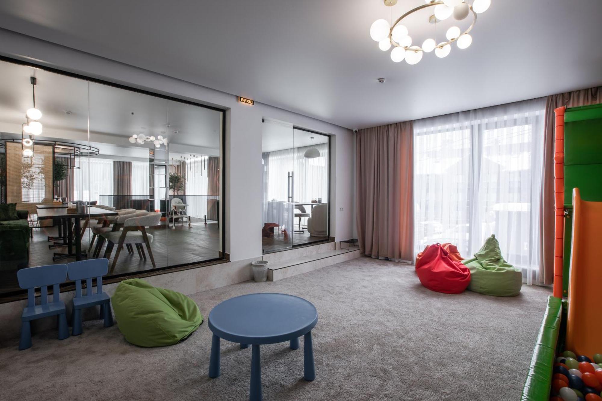 Elena Spa Resort Bukovel Luaran gambar